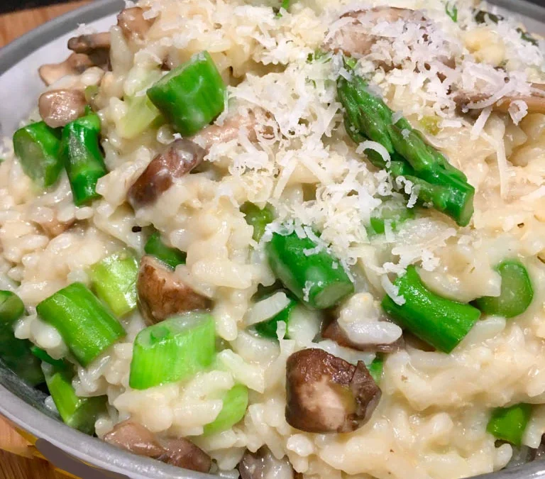 Arroz Cremoso con Hongos y Espárragos