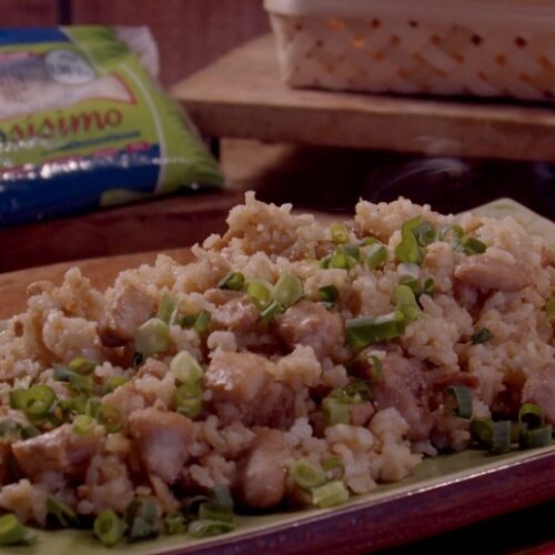 Arroz con pollo estilo chino